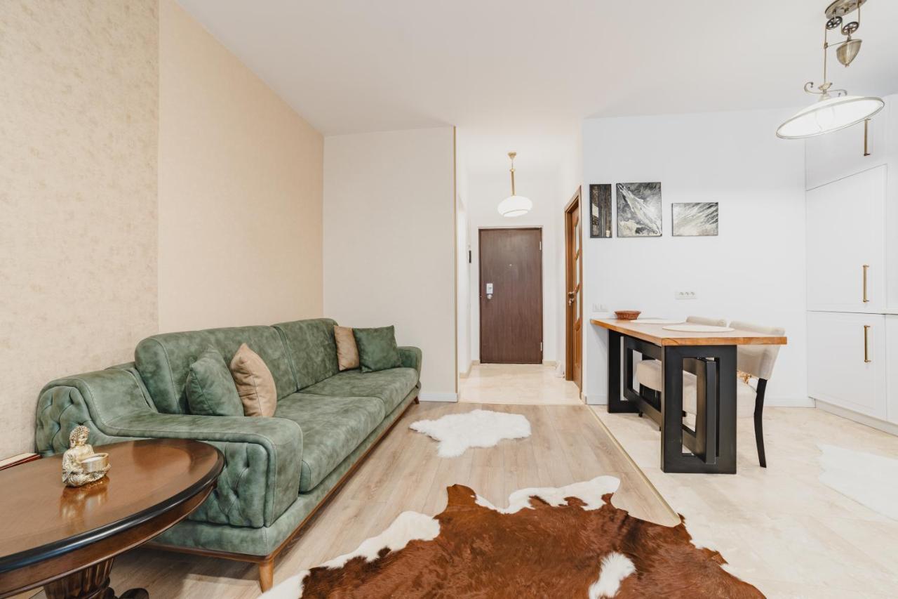 Seasons Atmosphere Studio